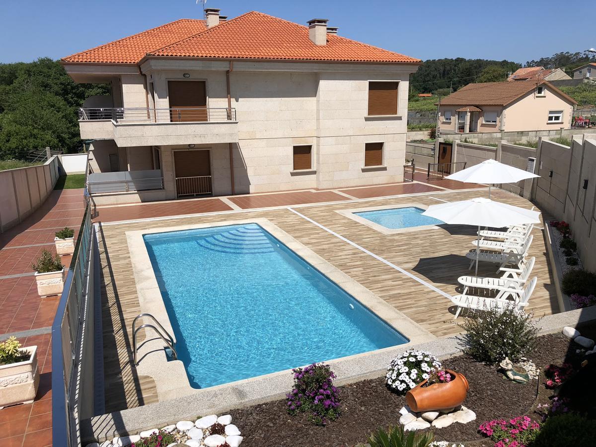 Apartamentos Lua Portonovo Luaran gambar